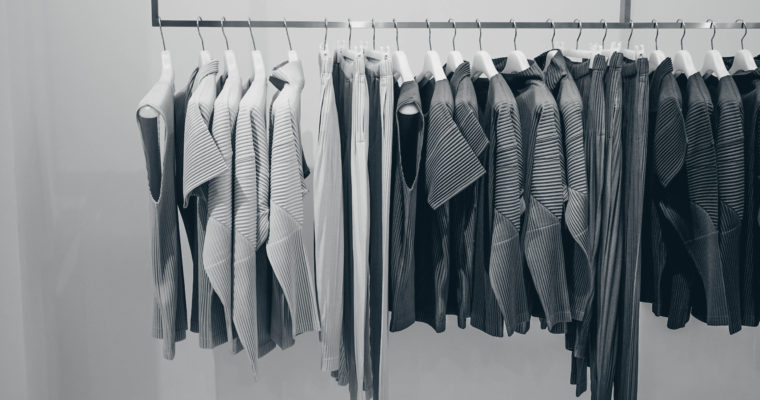 A QUICK-START GUIDE TO CREATING A CAPSULE WARDROBE